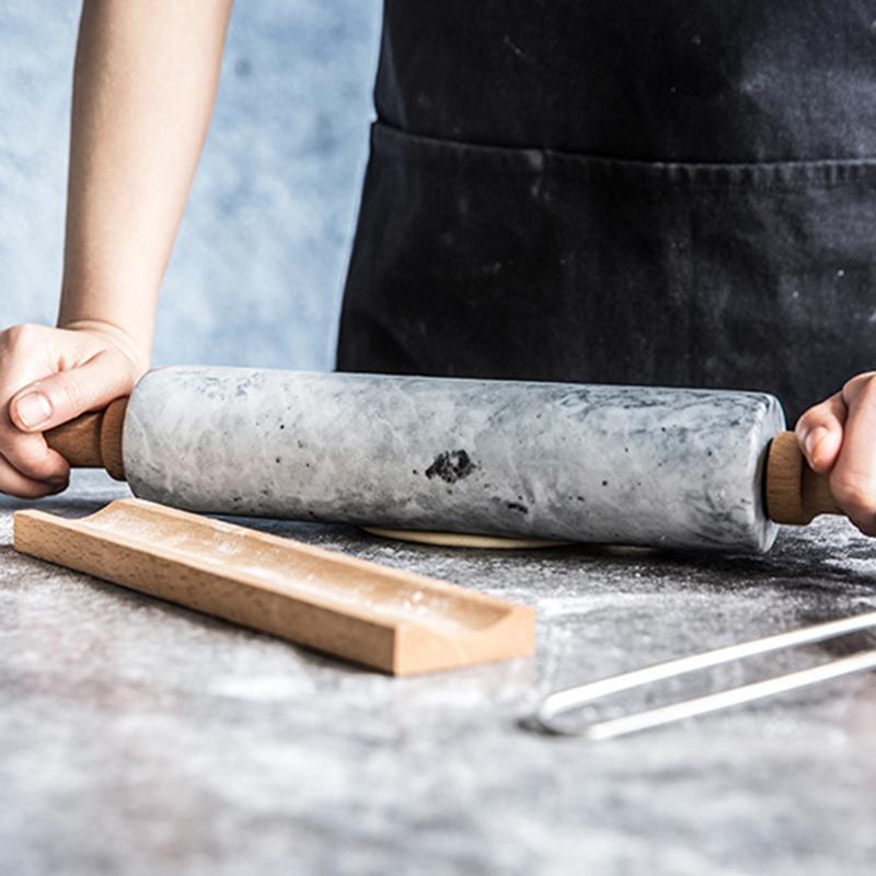 Rouleau à pâtisserie en marbre